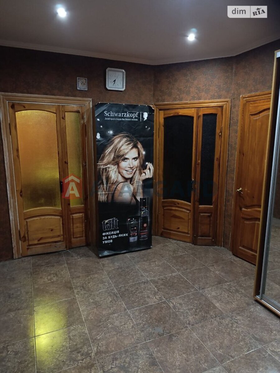, 100 ..  11