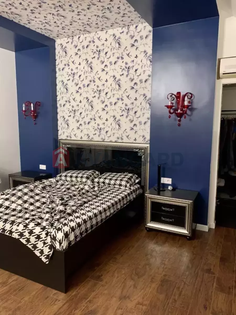 �������, 400 ��.�. ���� 7