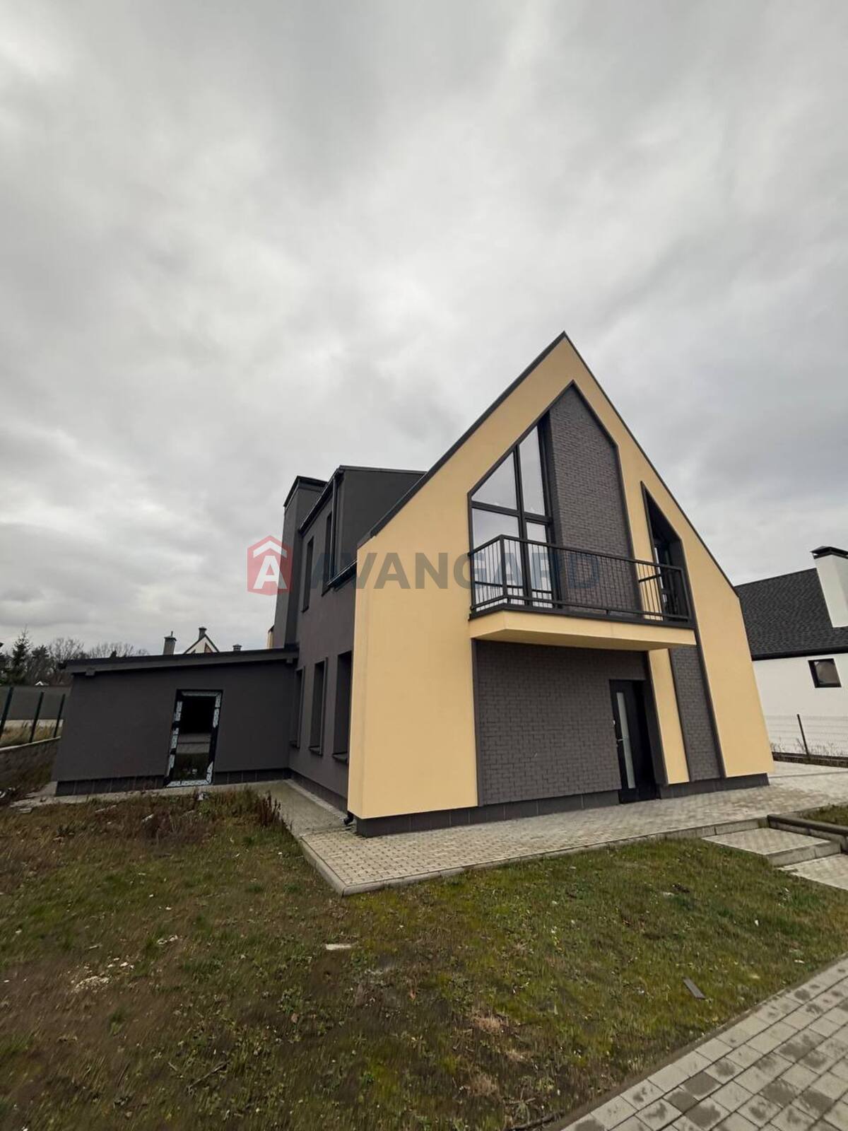 �������, 132 ��.�. ���� 9