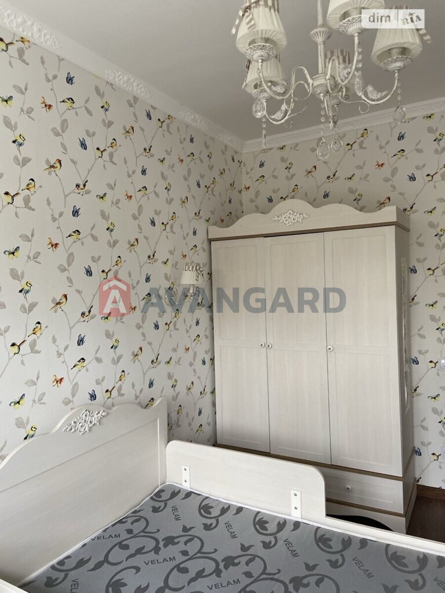 �������, 275 ��.�. ���� 25