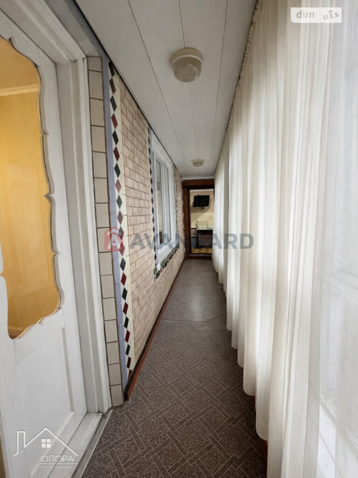 �������, 244 ��.�. ���� 28