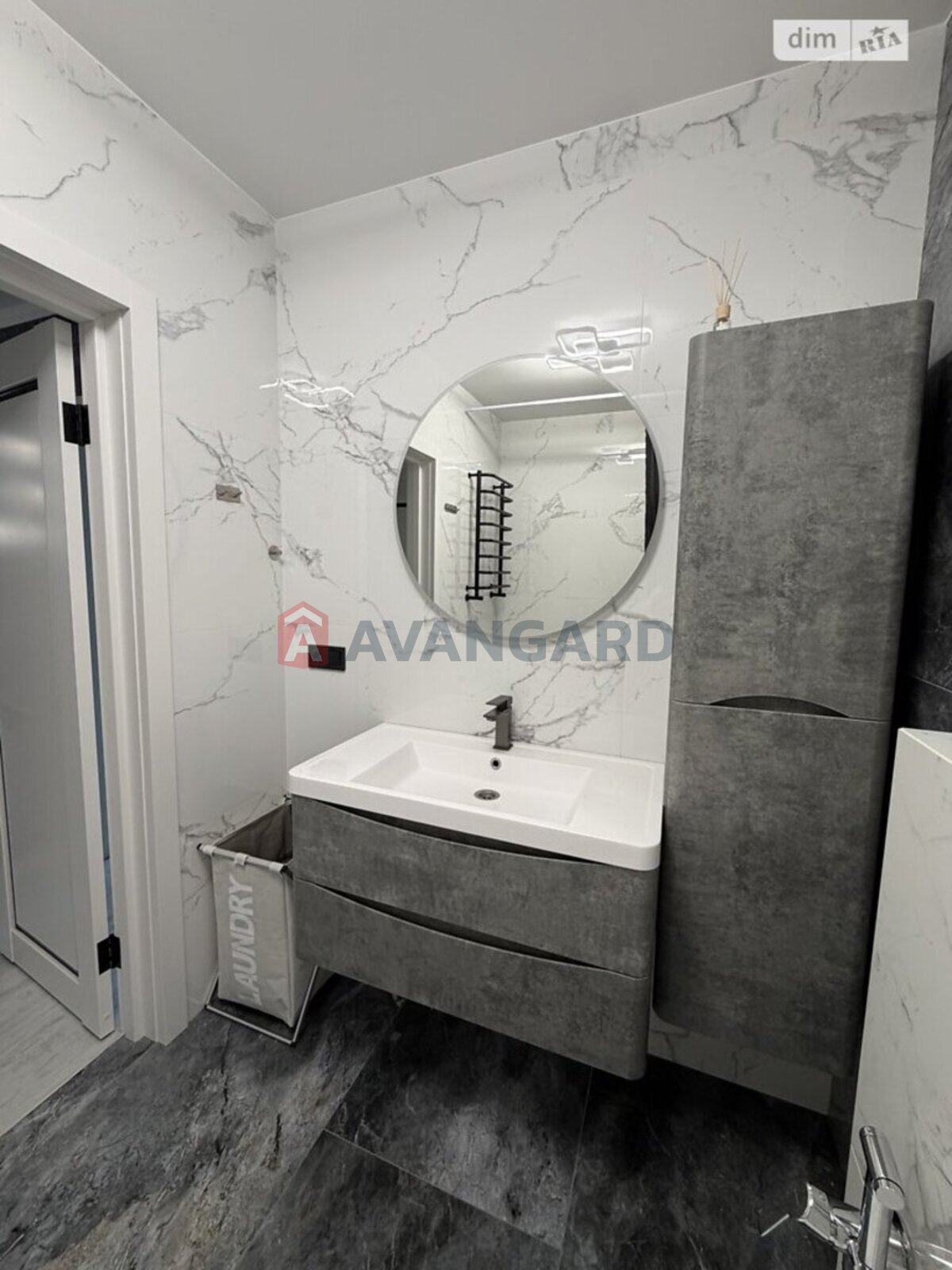 ��������, 90 ��.�. ���� 23