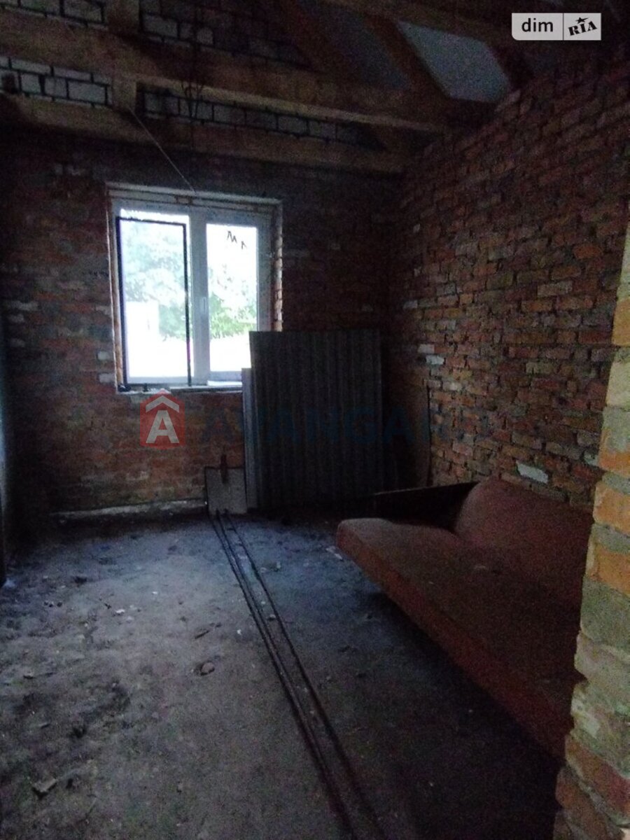 �������, 102 ��.�. ���� 22