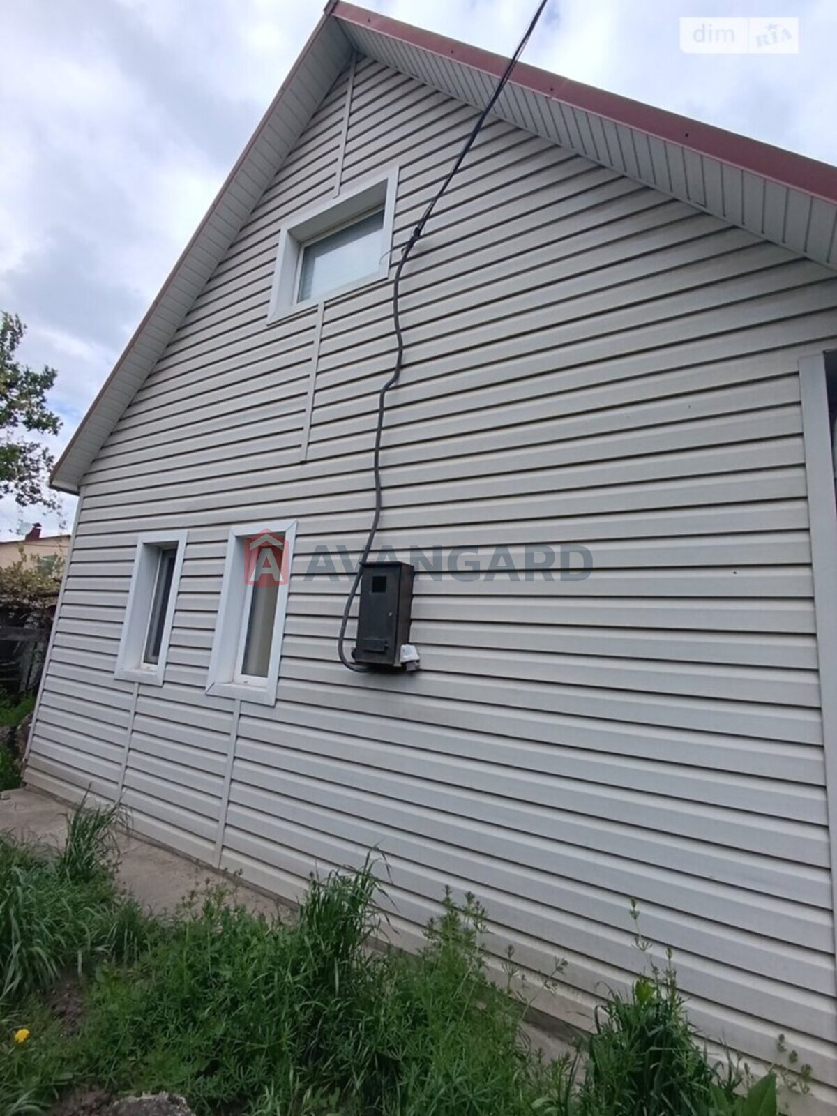 �������, 100 ��.�. ���� 8