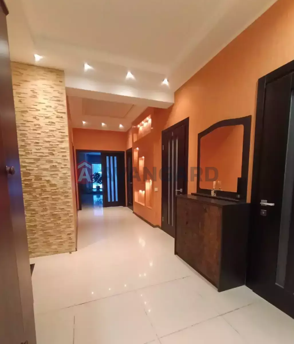 Дом, 200 кв.м. фото 12 Дом, 200 кв.м. фото 12