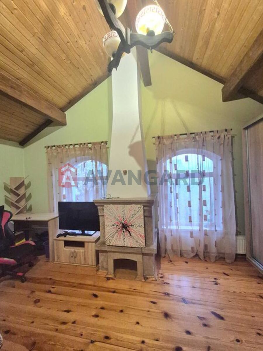 �������, 176 ��.�. ���� 19