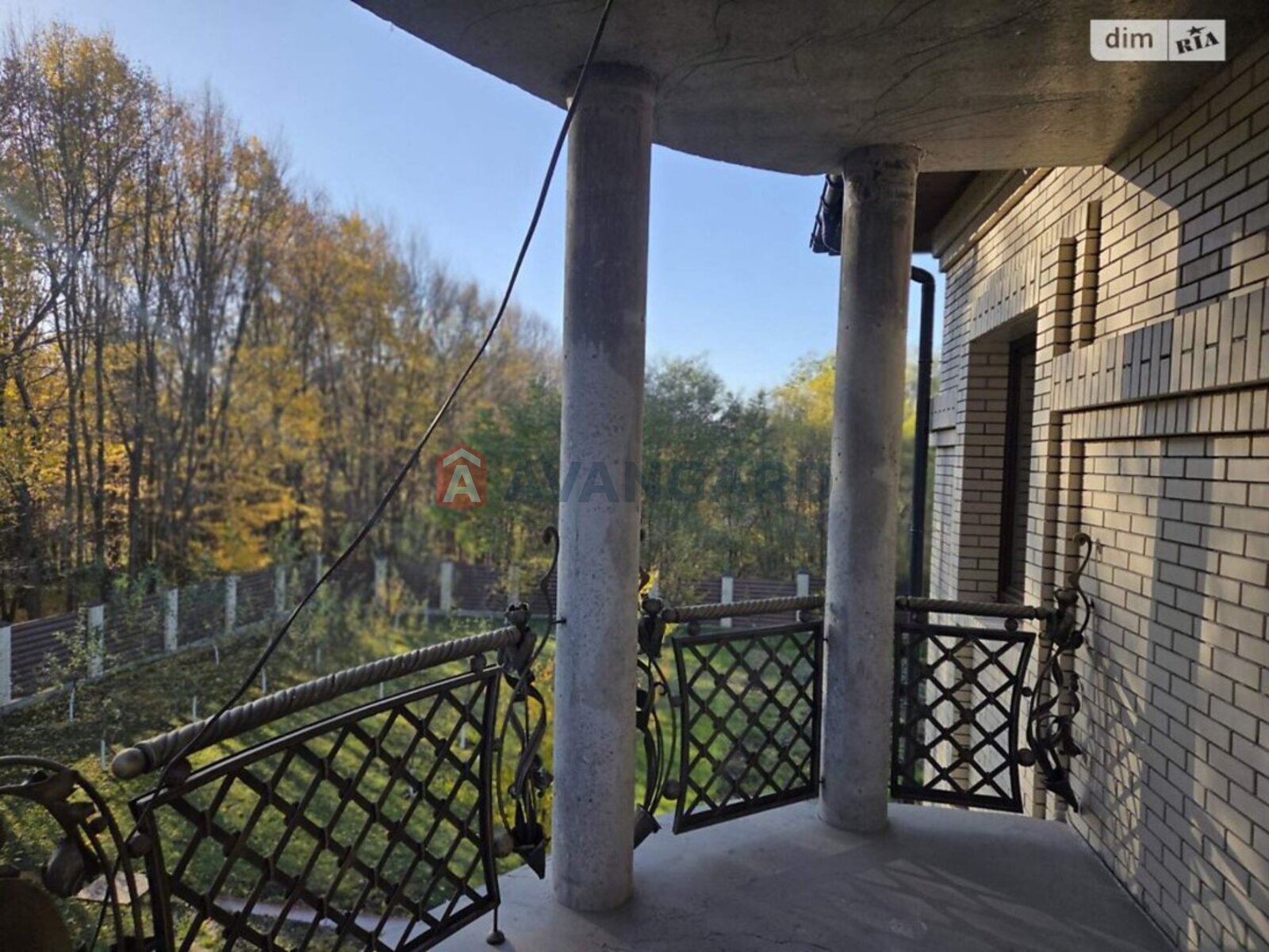 �������, 375 ��.�. ���� 21