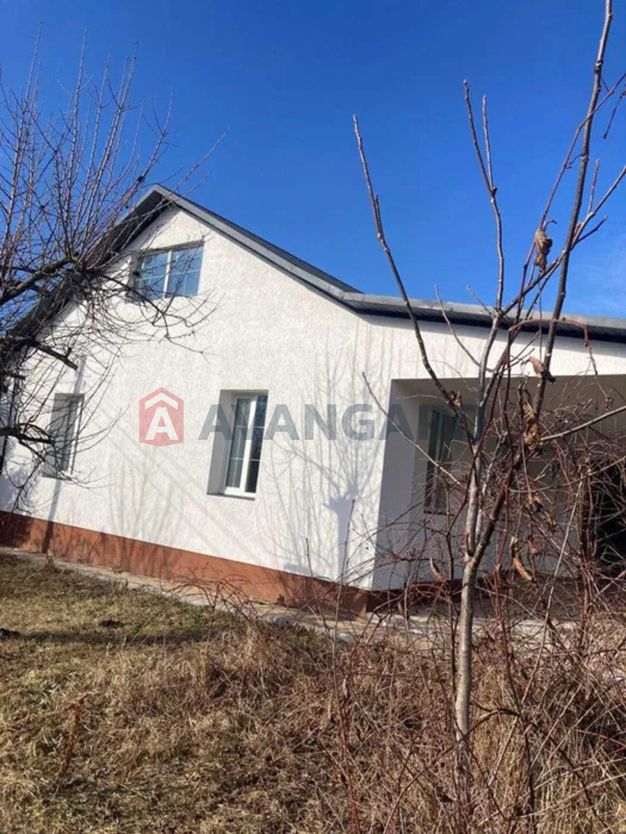 �������, 100 ��.�. ���� 2