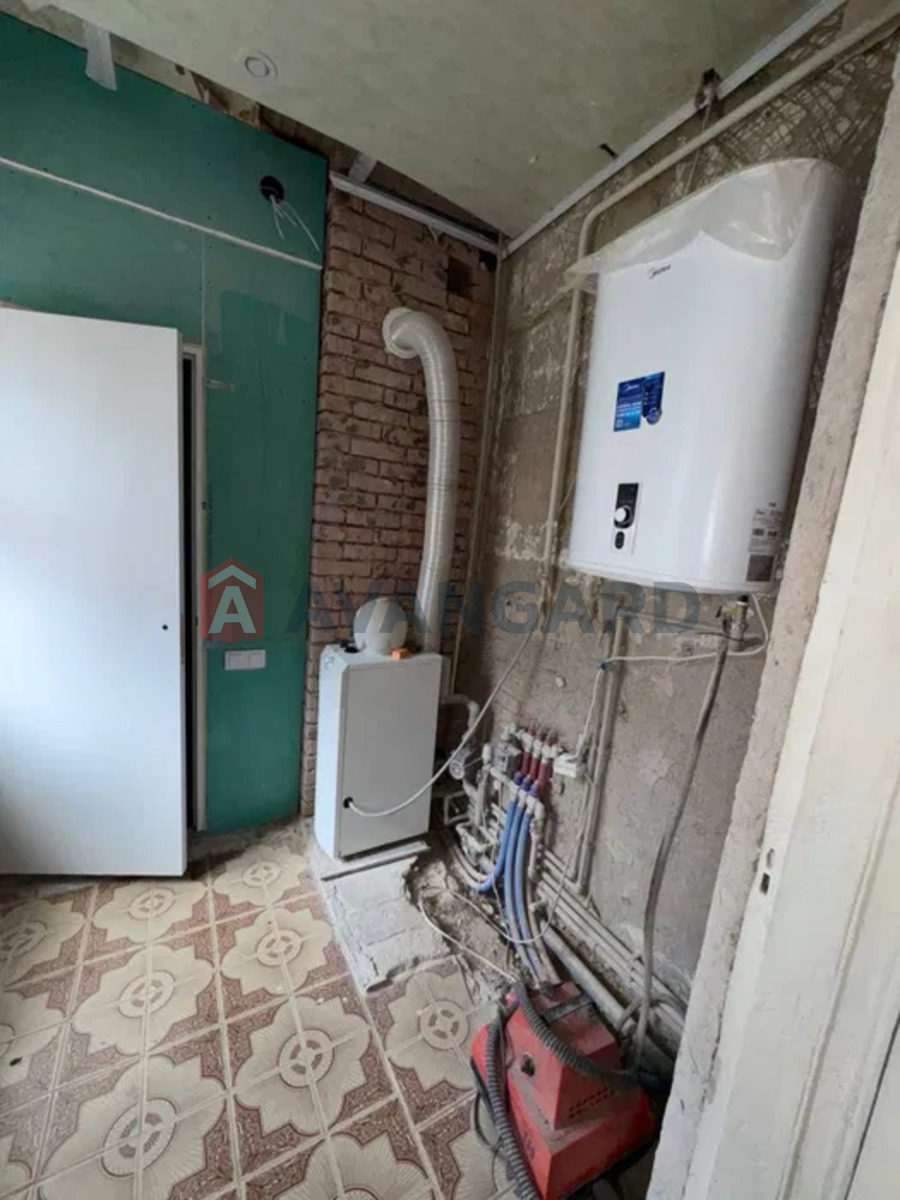 �������, 70 ��.�. ���� 3