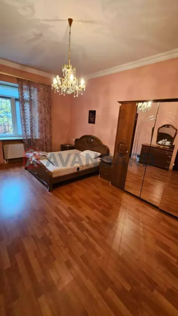 �������, 520 ��.�. ���� 5