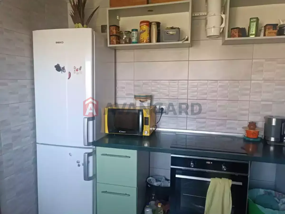 �������, 80 ��.�. ���� 11