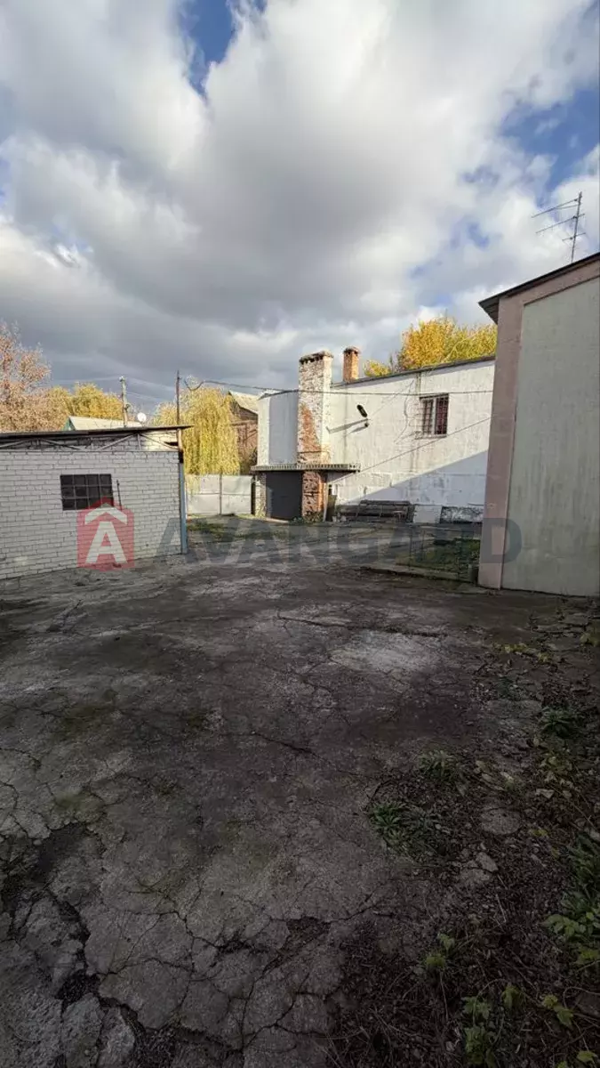 �������, 200 ��.�. ���� 9