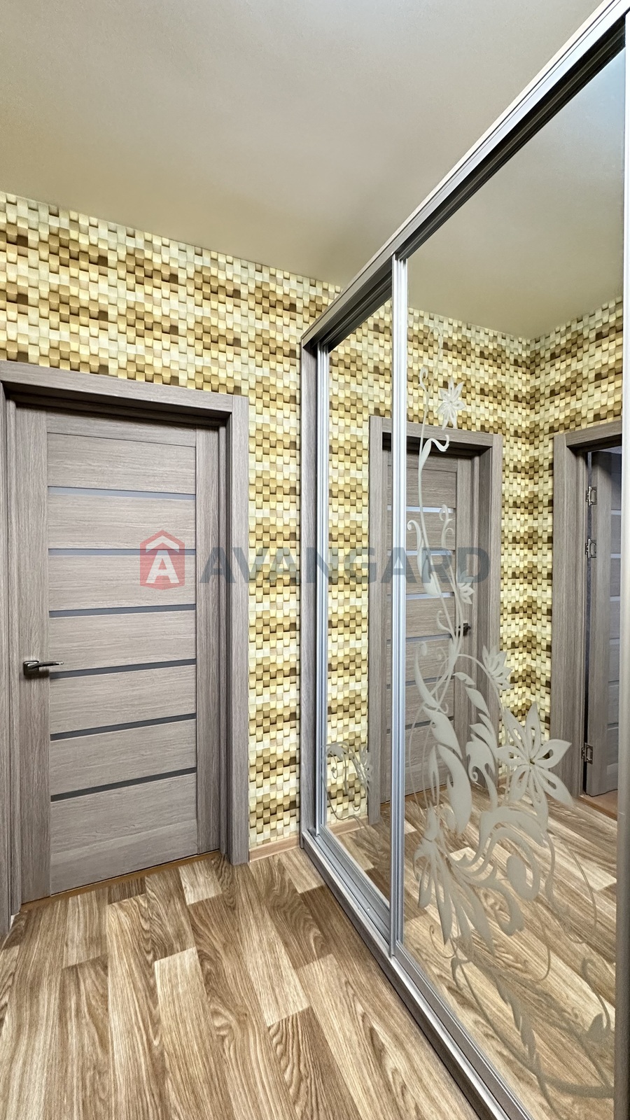 �������, 76 ��.�. ���� 9