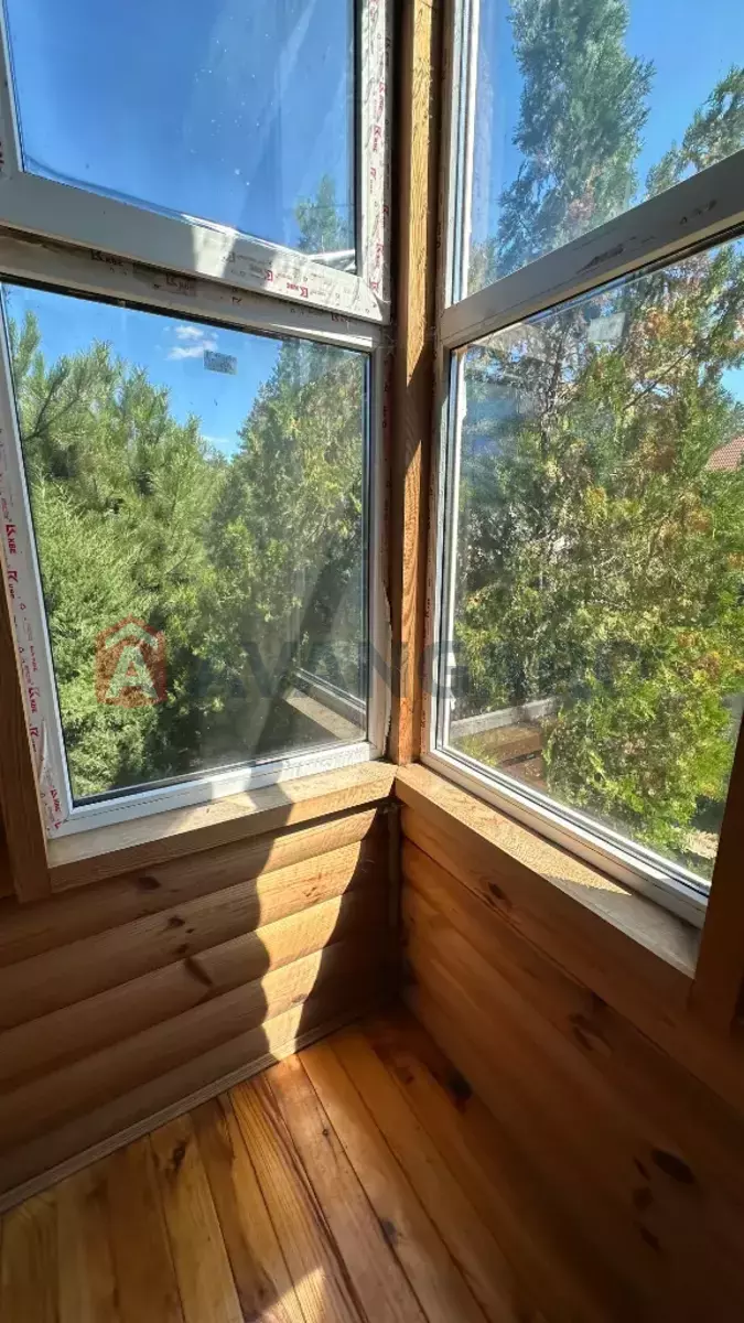 ����, 100 ��.�. ���� 16