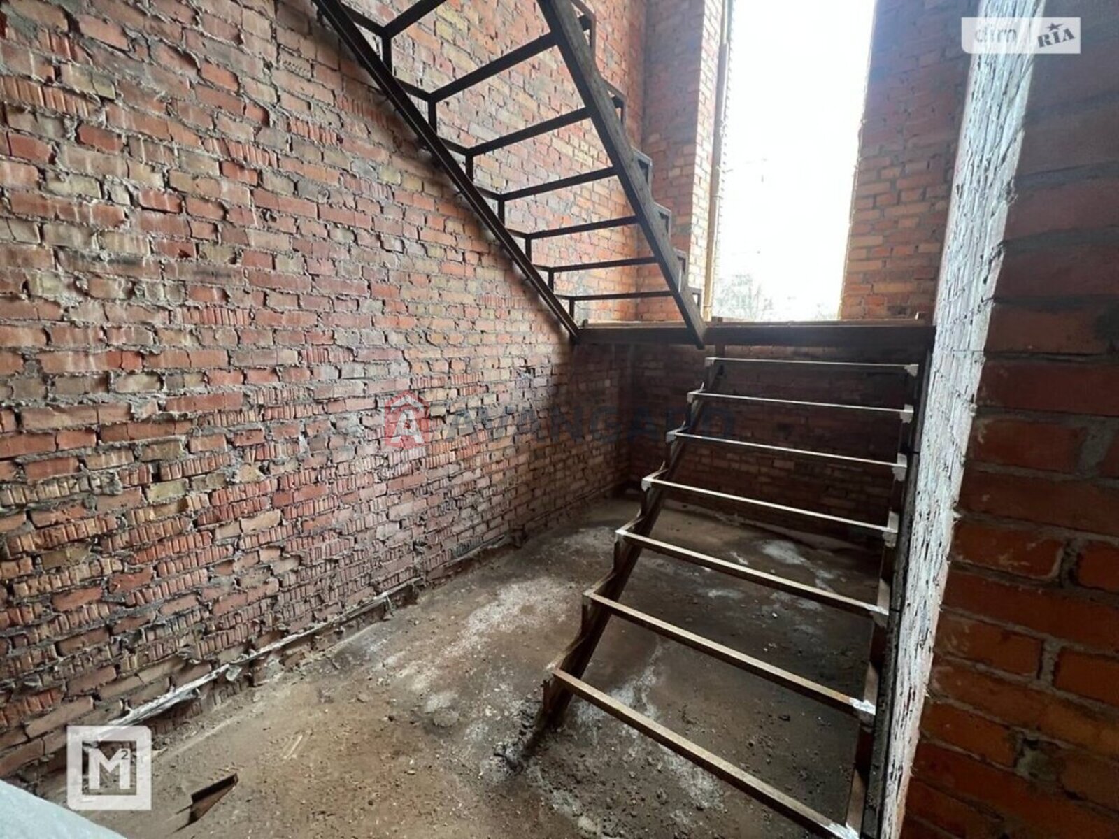 �������, 115 ��.�. ���� 15