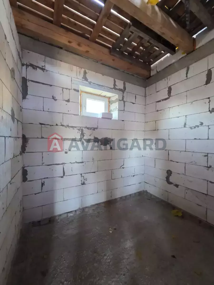 �������, 100 ��.�. ���� 4