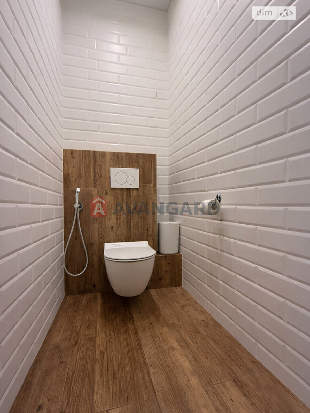 �������, 300 ��.�. ���� 30