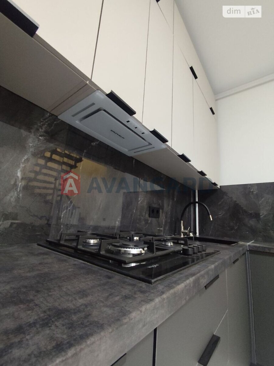 ��������, 90 ��.�. ���� 1