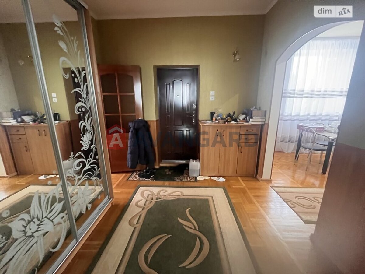 �������, 222 ��.�. ���� 12