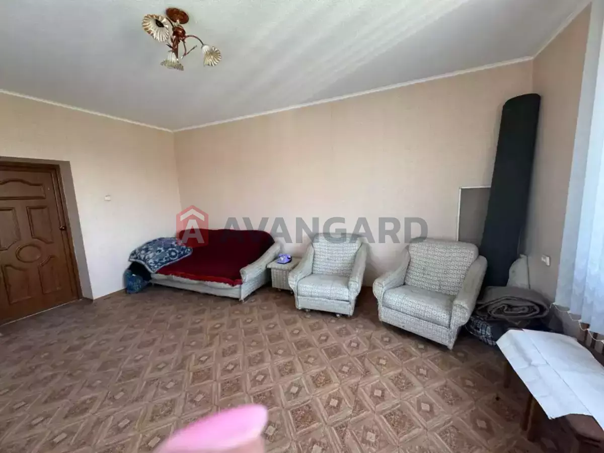 �������, 210 ��.�. ���� 14