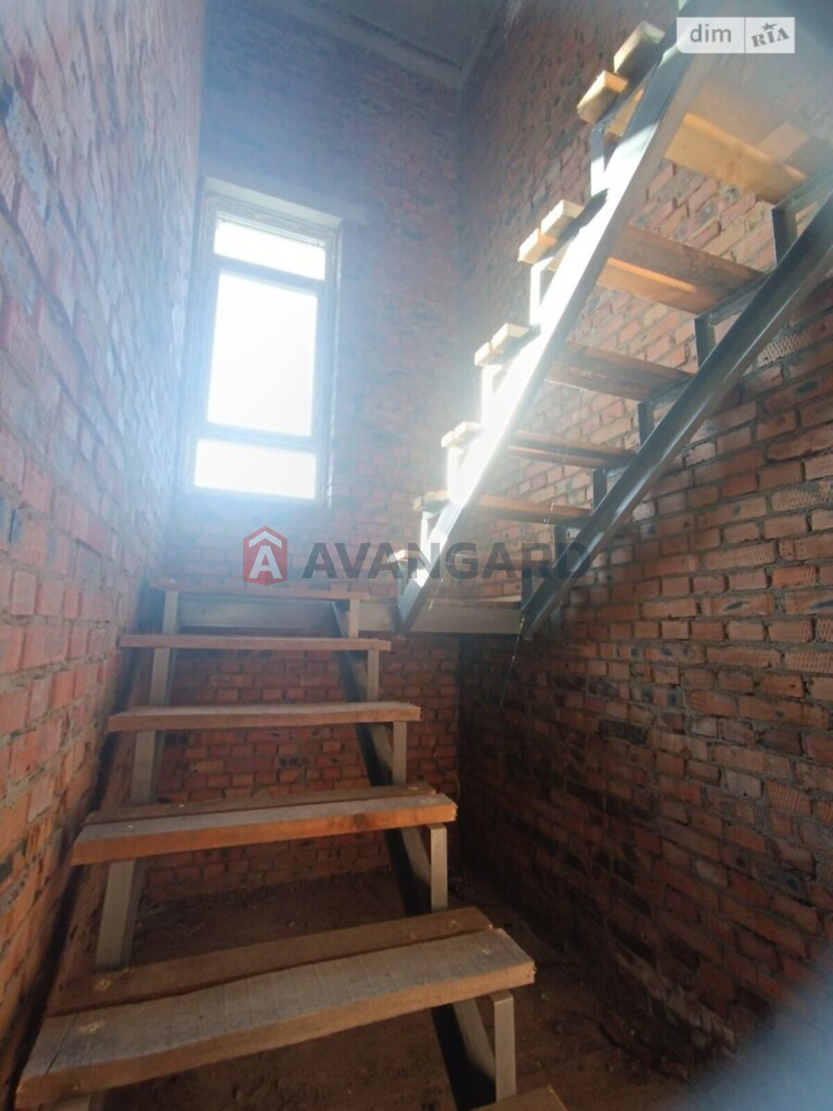 ��������, 95 ��.�. ���� 9