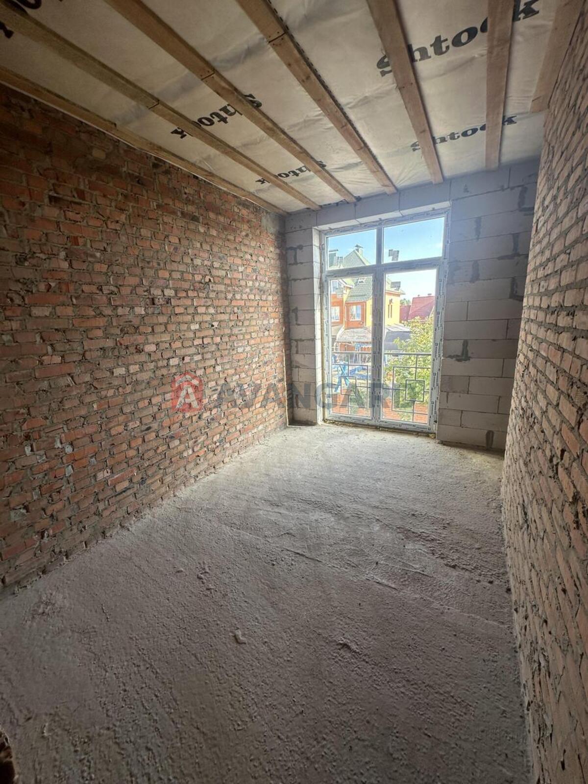 ��������, 75 ��.�. ���� 10