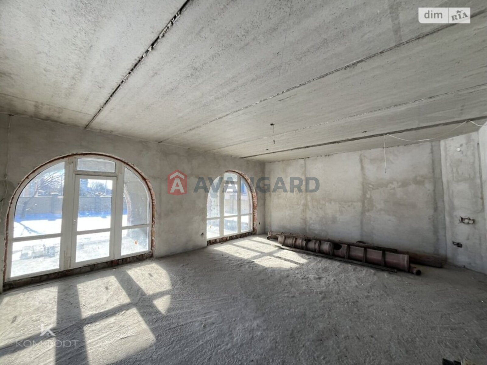 �������, 298 ��.�. ���� 20