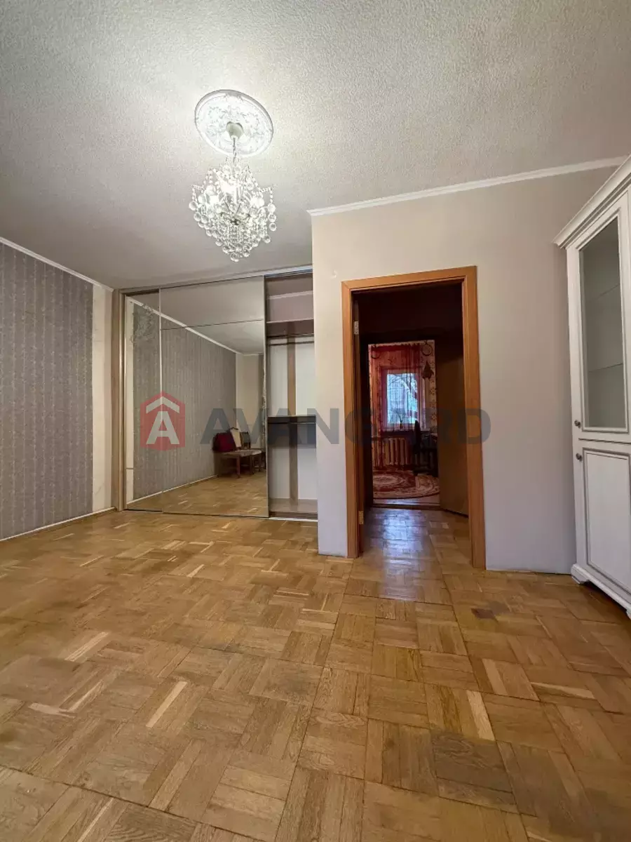 �������, 83 ��.�. ���� 6