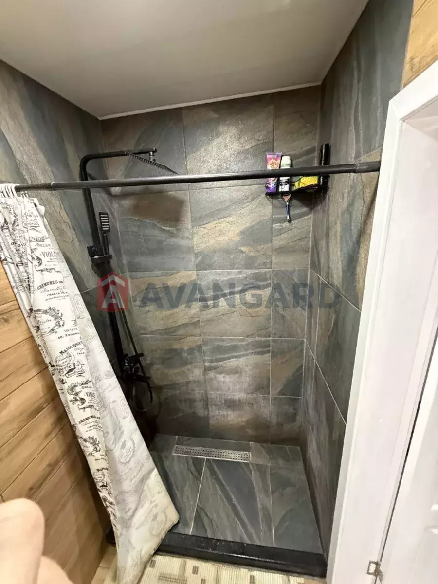 ������� �������, 45 ��.�. ���� 11