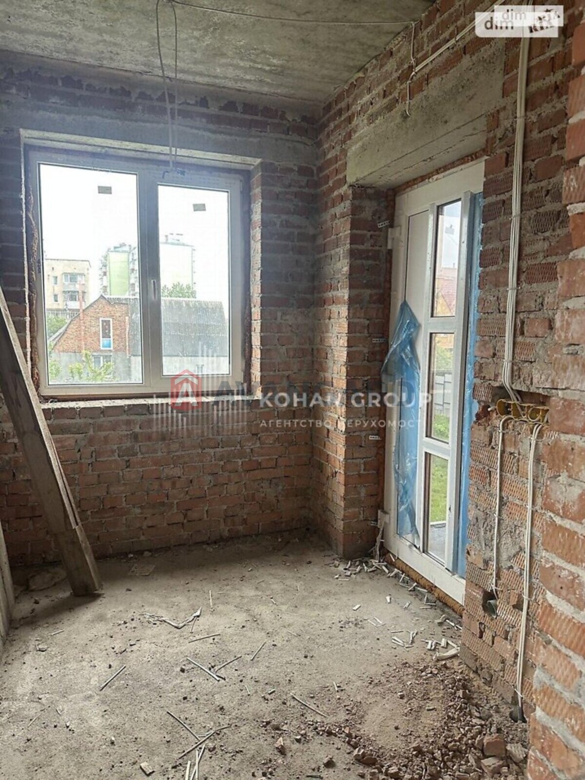 �������, 360 ��.�. ���� 17