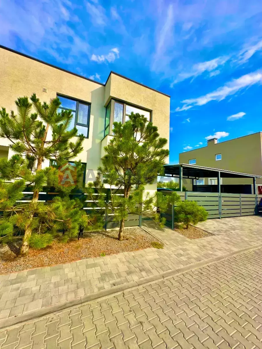 �������, 140 ��.�. ���� 15