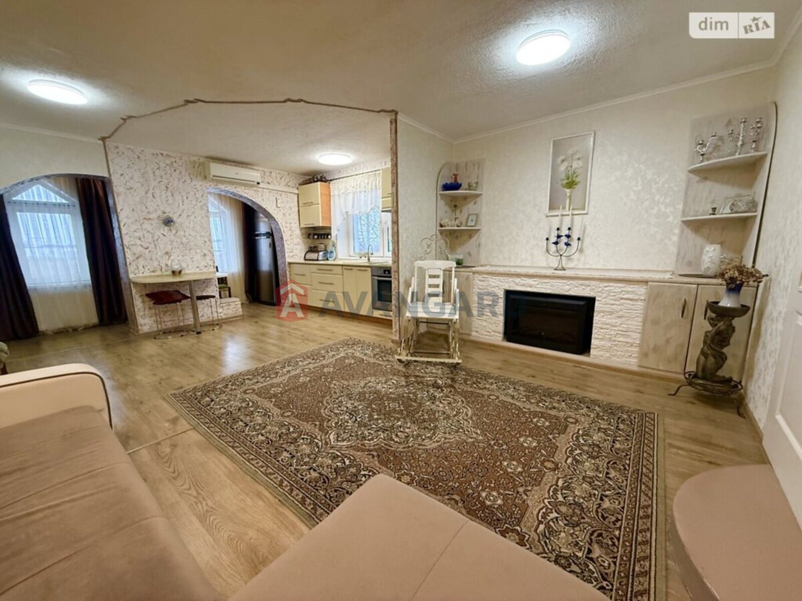 �������, 121 ��.�. ���� 7