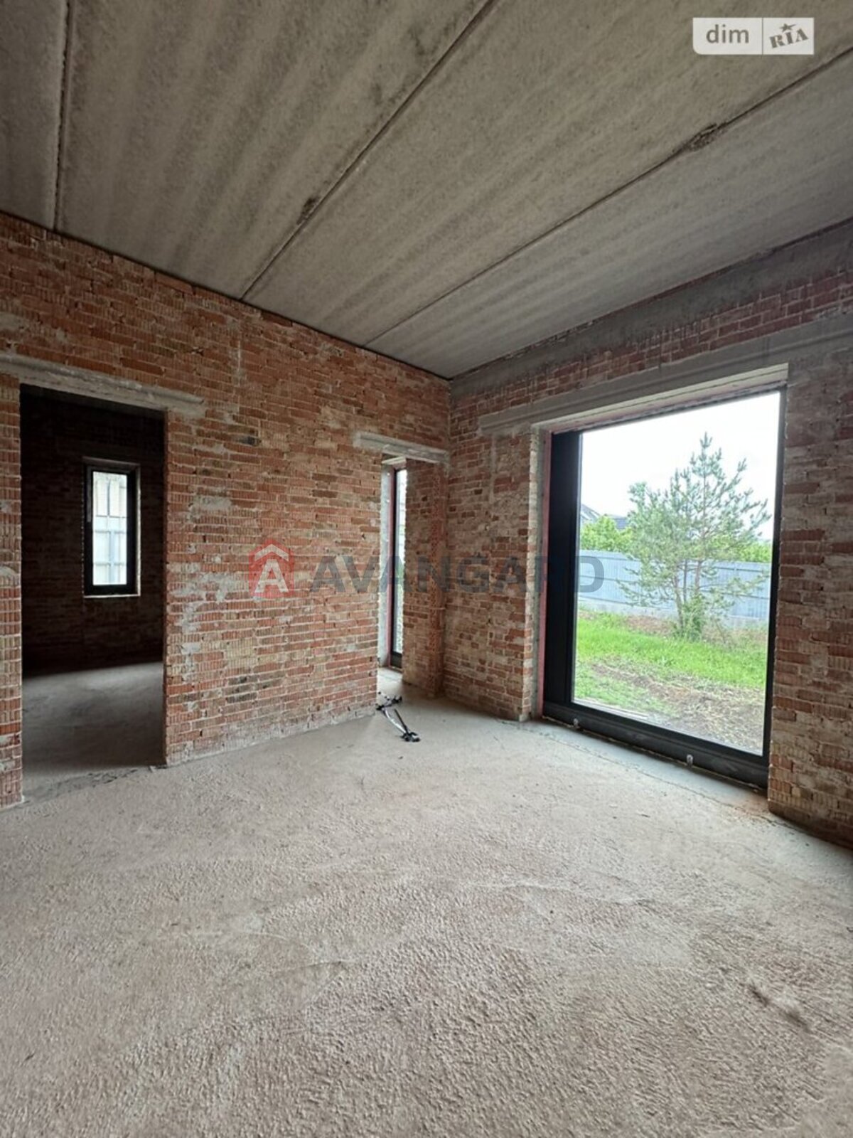 �������, 272 ��.�. ���� 15