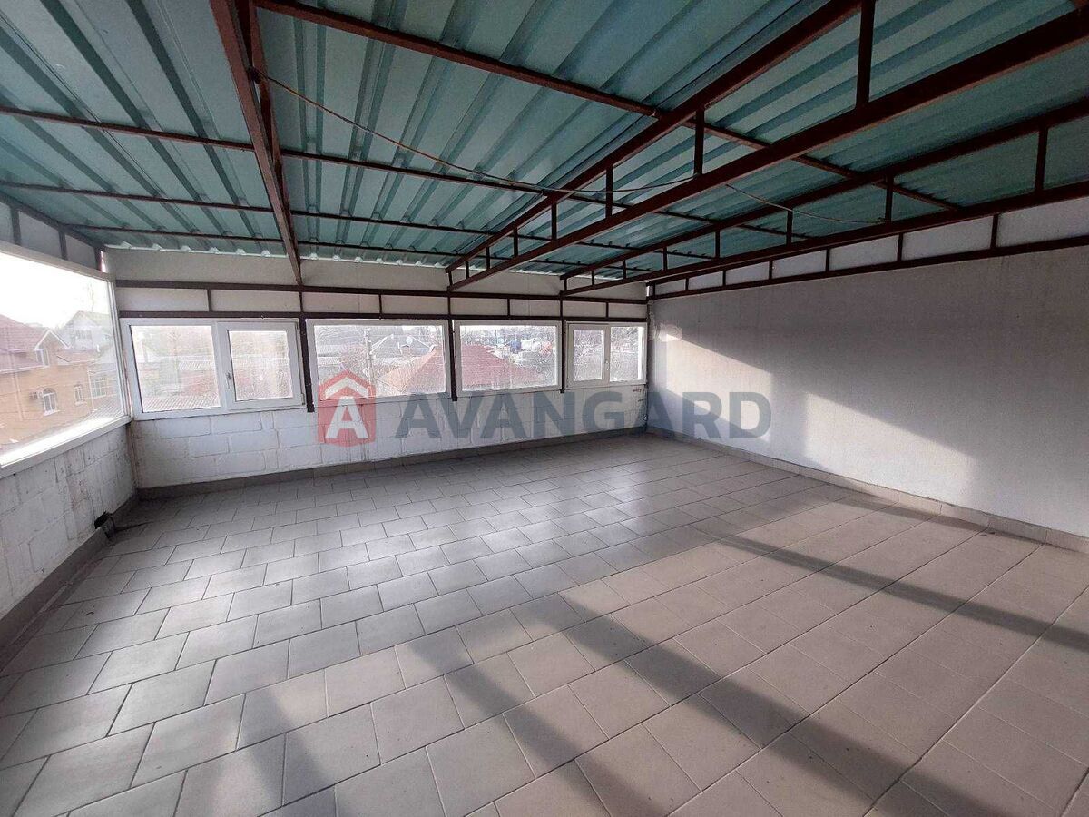 �������, 290 ��.�. ���� 16