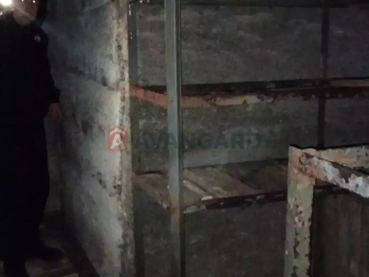 �������, 44 ��.�. ���� 25