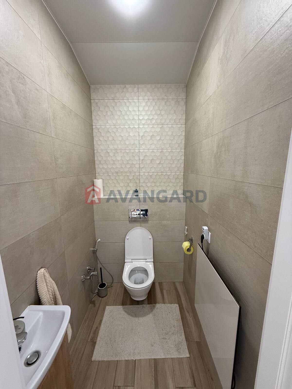 ��������, 170 ��.�. ���� 24