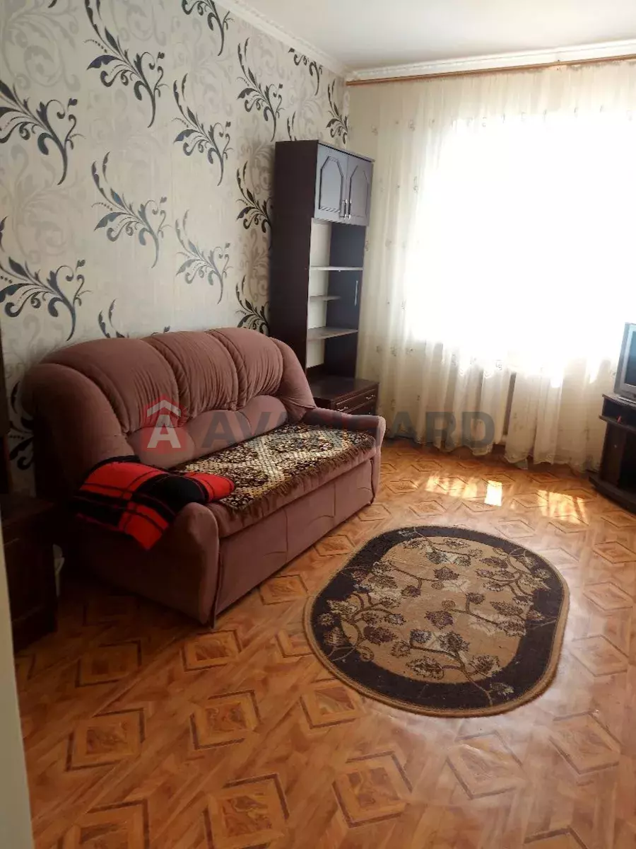 �������, 270 ��.�. ���� 3