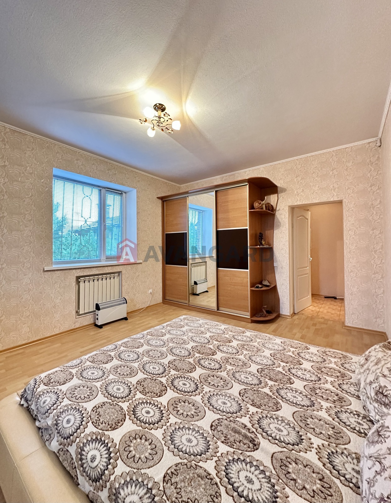 �������, 176 ��.�. ���� 30