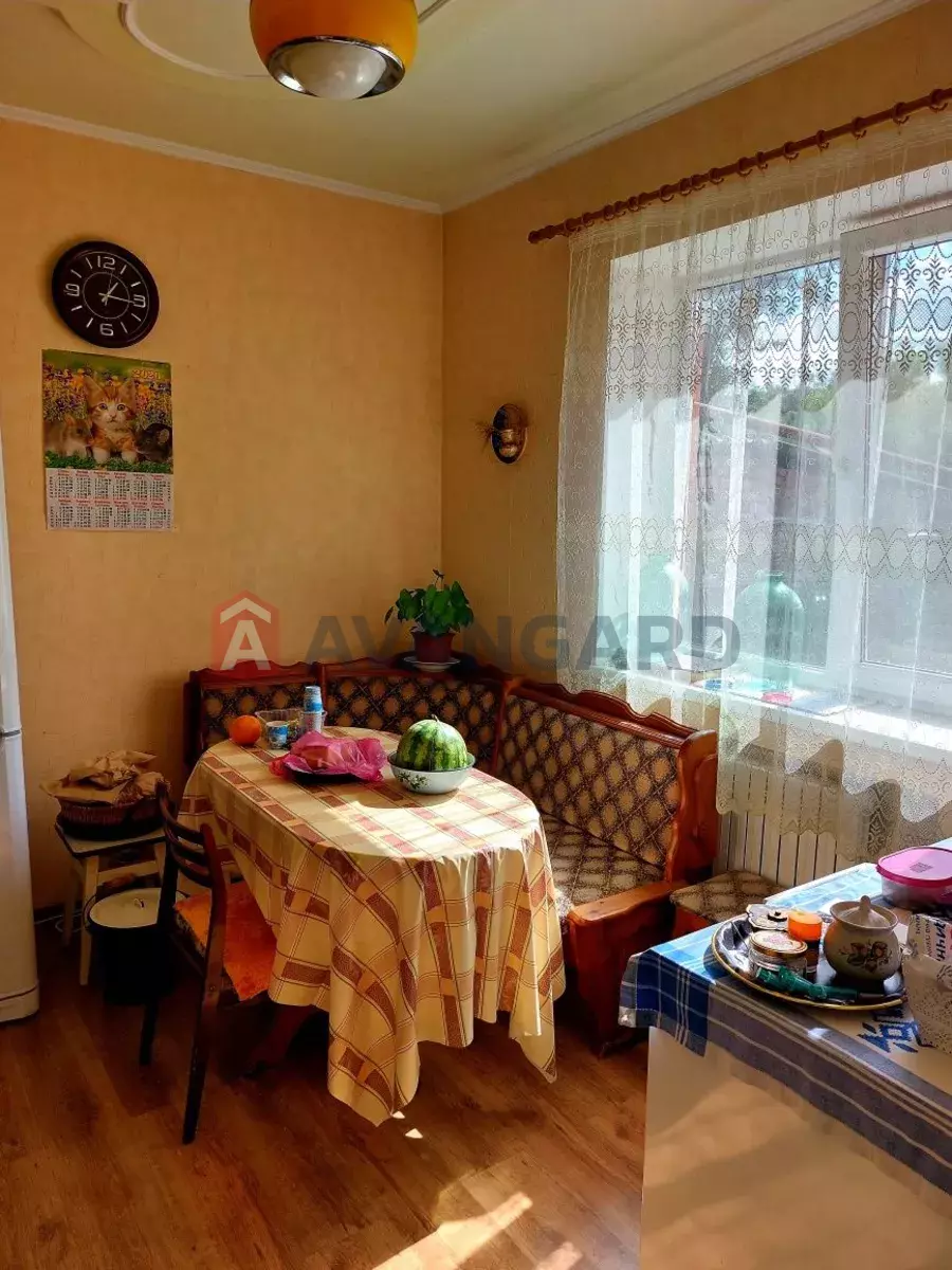 �������, 265 ��.�. ���� 9