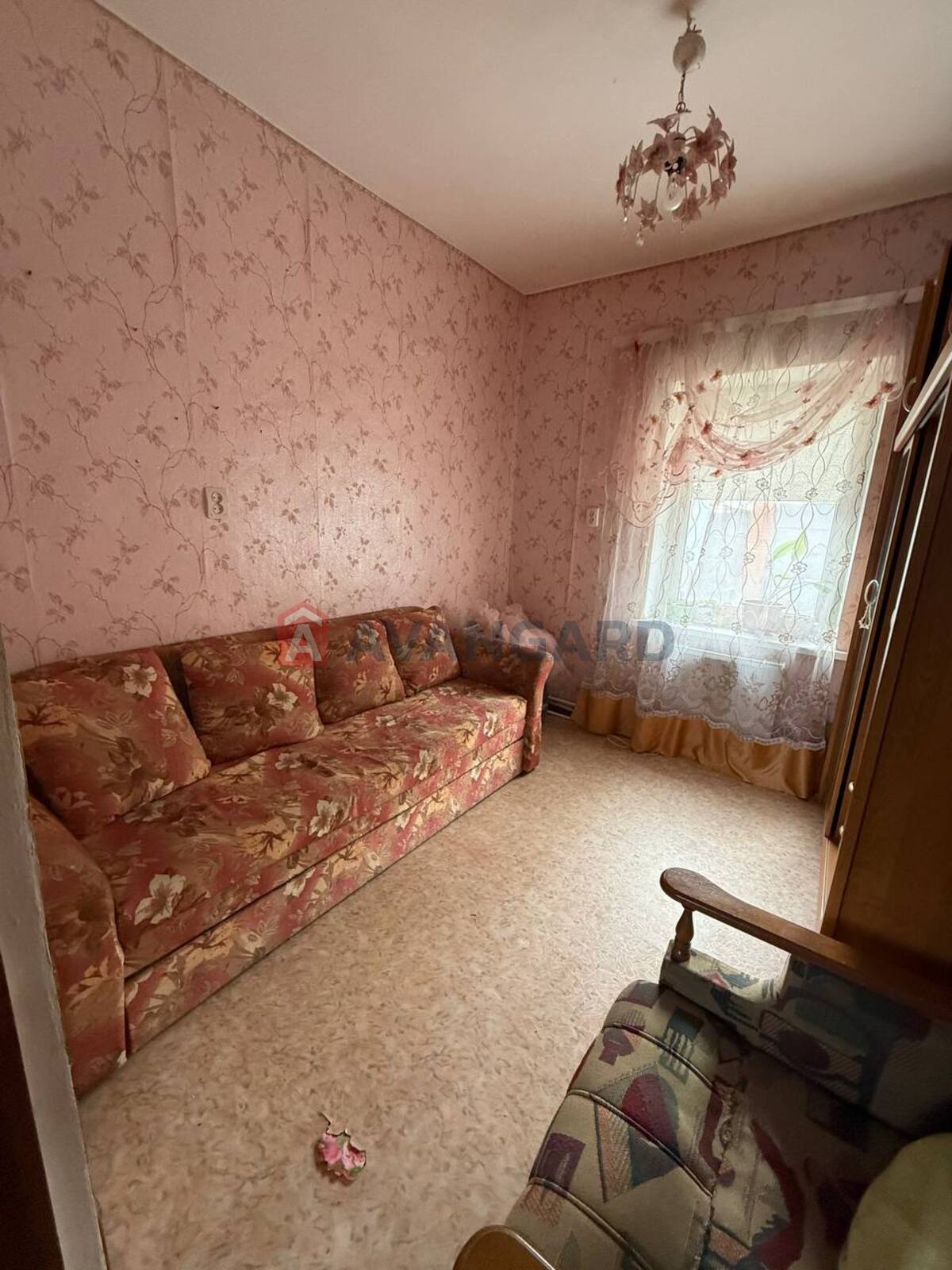 �������, 100 ��.�. ���� 11