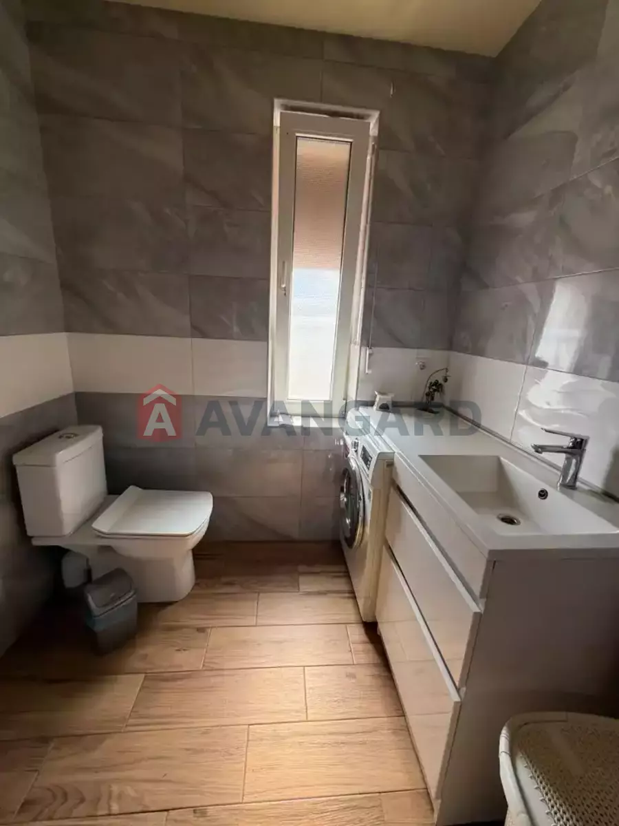 �������, 115 ��.�. ���� 10