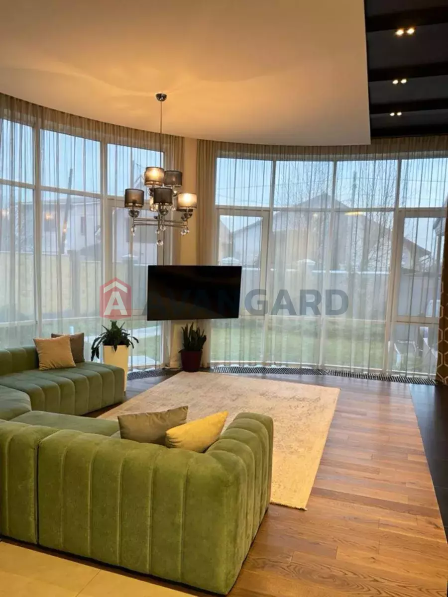 �������, 500 ��.�. ���� 11