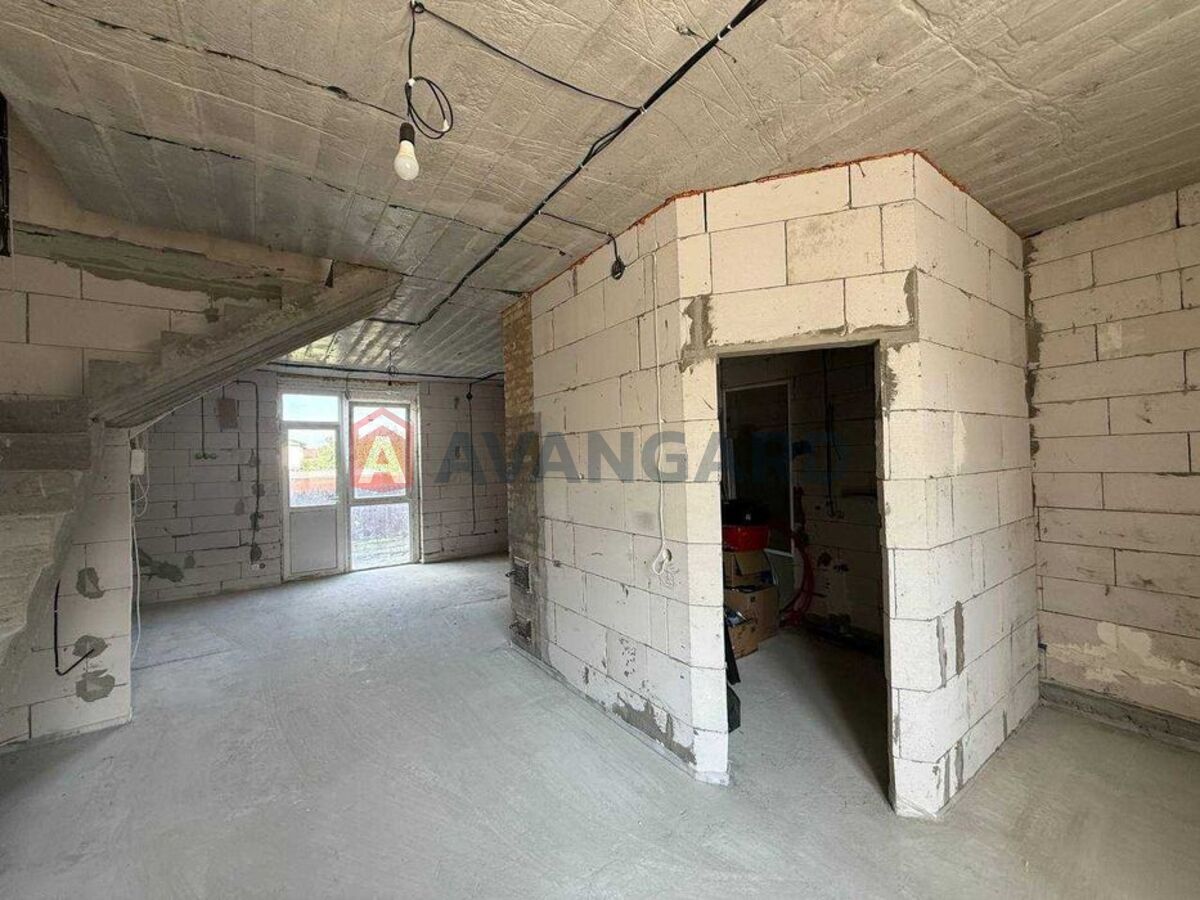 ��������, 84 ��.�. ���� 7