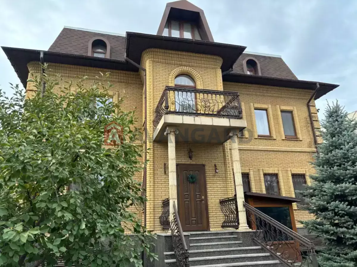 �������, 650 ��.�. ���� 2