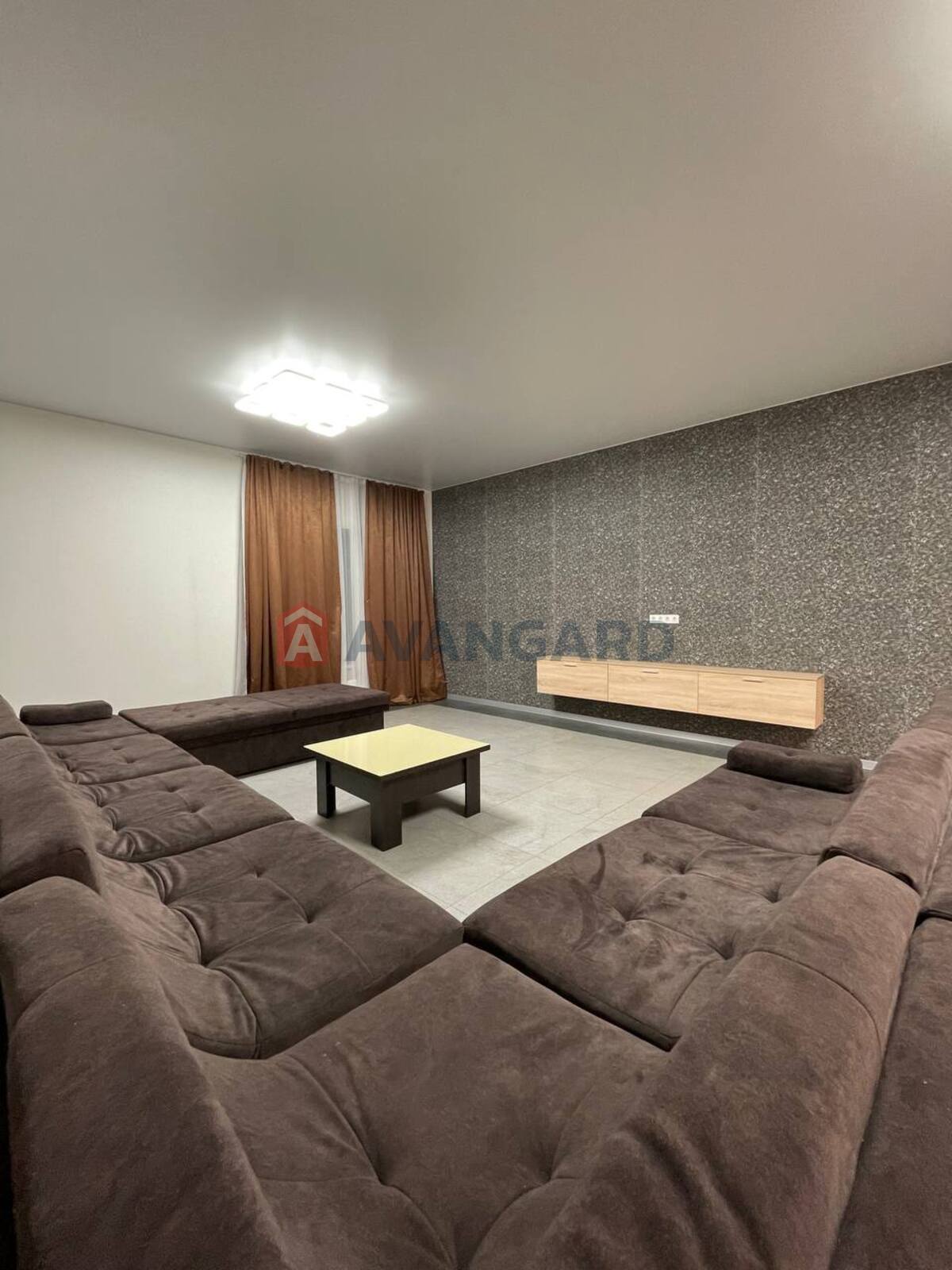 ���, 407 ��.�. ���� 8