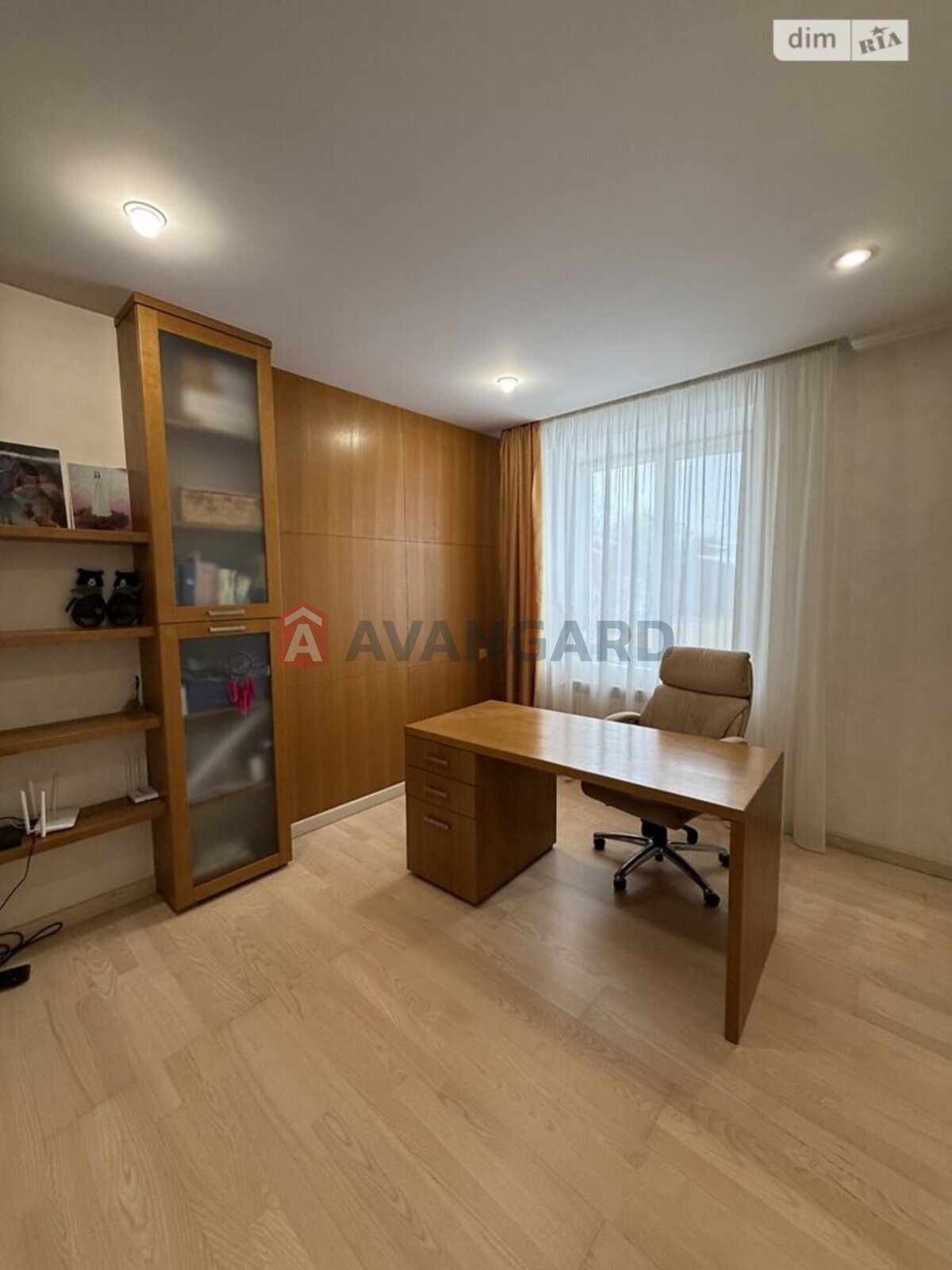 �������, 214 ��.�. ���� 5