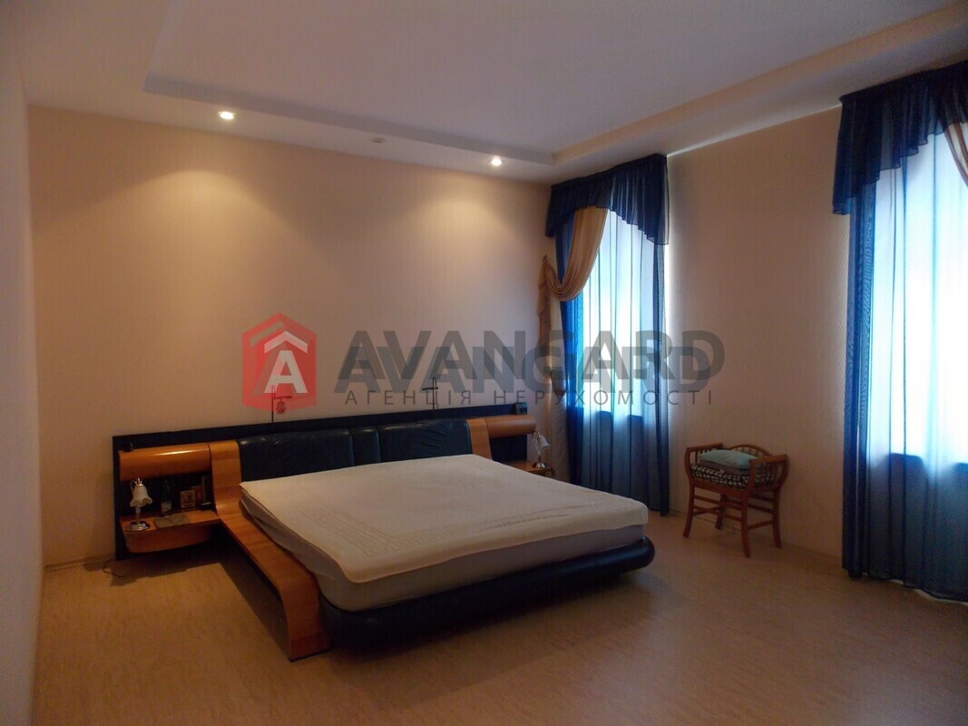 ���, 280 ��.�. ���� 13