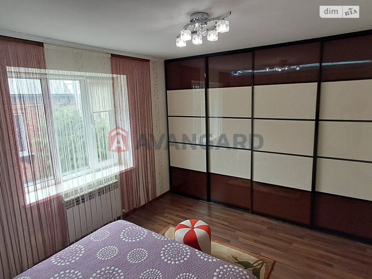 �������, 90 ��.�. ���� 9