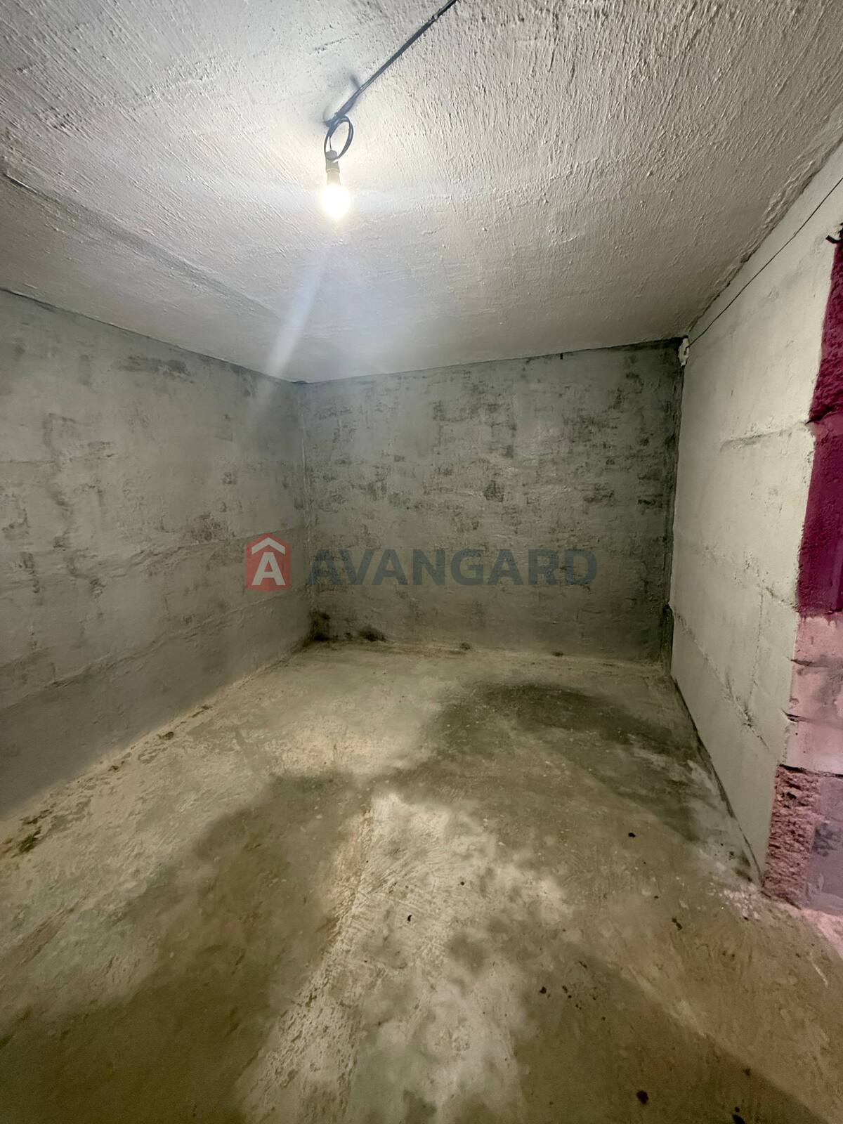 �������, 167 ��.�. ���� 18