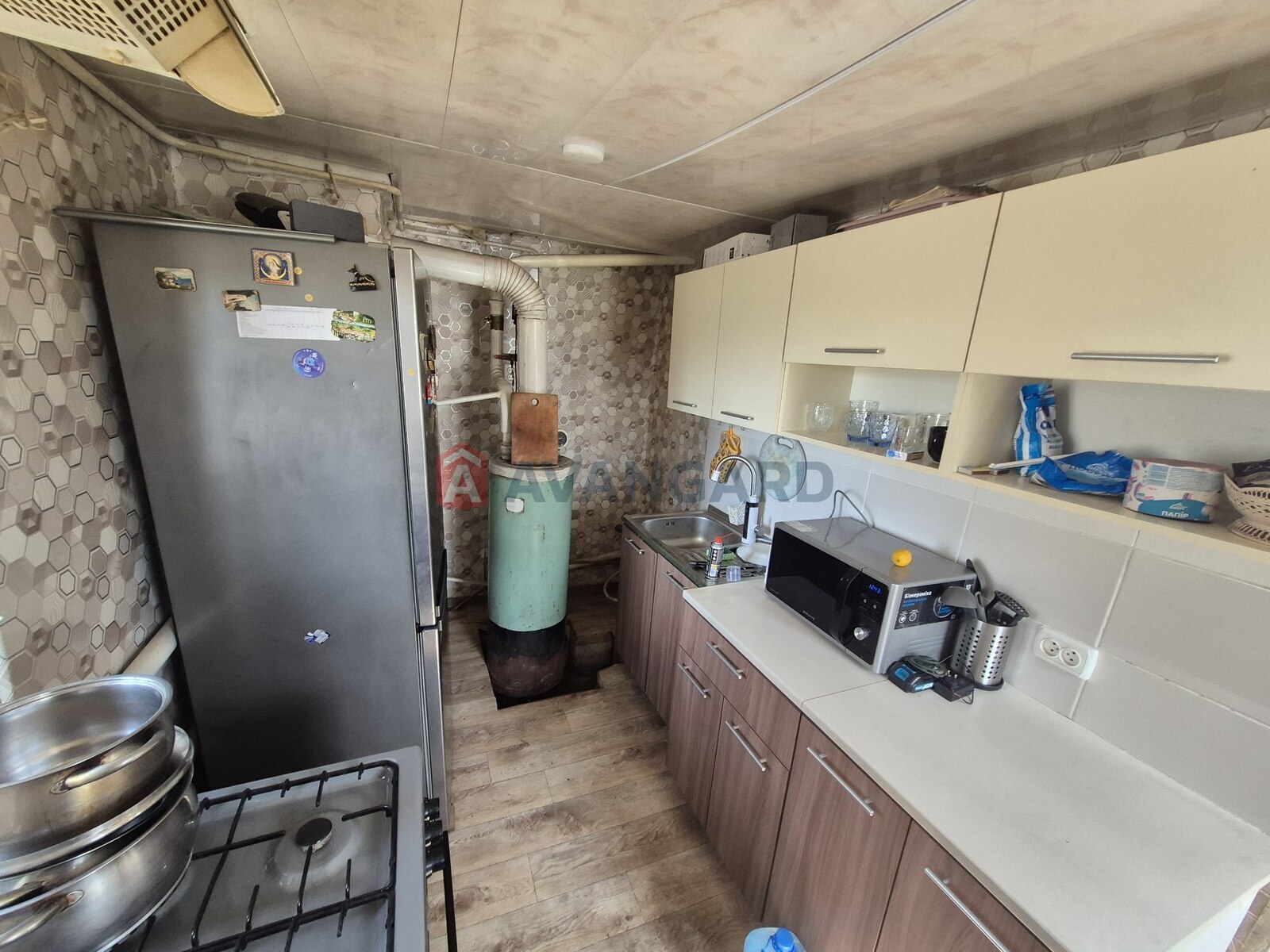 ���, 80 ��.�. ���� 20